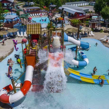 Best waterpark and waterslides - Pirates Bay Waterpark in Leesburg AL (Northern Alabama), a sprawling aquatic playground located on a hilltop overlooking Weiss Lake. There’s fun for everyone with tube slides, body slides, multiple pools, waterfalls, splash playground, food, drinks, parties, and so much more!