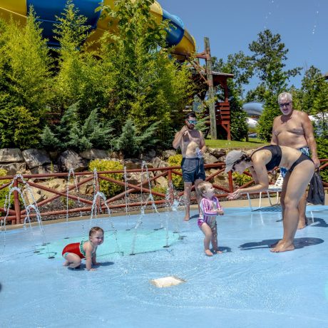 Best waterpark and waterslides - Pirates Bay Waterpark in Leesburg AL (Northern Alabama), a sprawling aquatic playground located on a hilltop overlooking Weiss Lake. There’s fun for everyone with tube slides, body slides, multiple pools, waterfalls, splash playground, food, drinks, parties, and so much more!