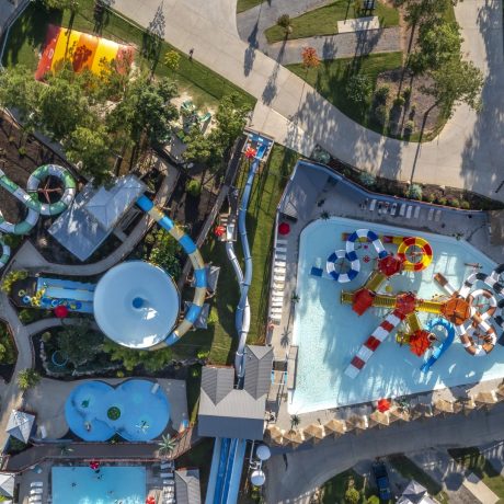 Best waterpark and waterslides - Pirates Bay Waterpark in Leesburg AL (Northern Alabama), a sprawling aquatic playground located on a hilltop overlooking Weiss Lake. There’s fun for everyone with tube slides, body slides, multiple pools, waterfalls, splash playground, food, drinks, parties, and so much more!